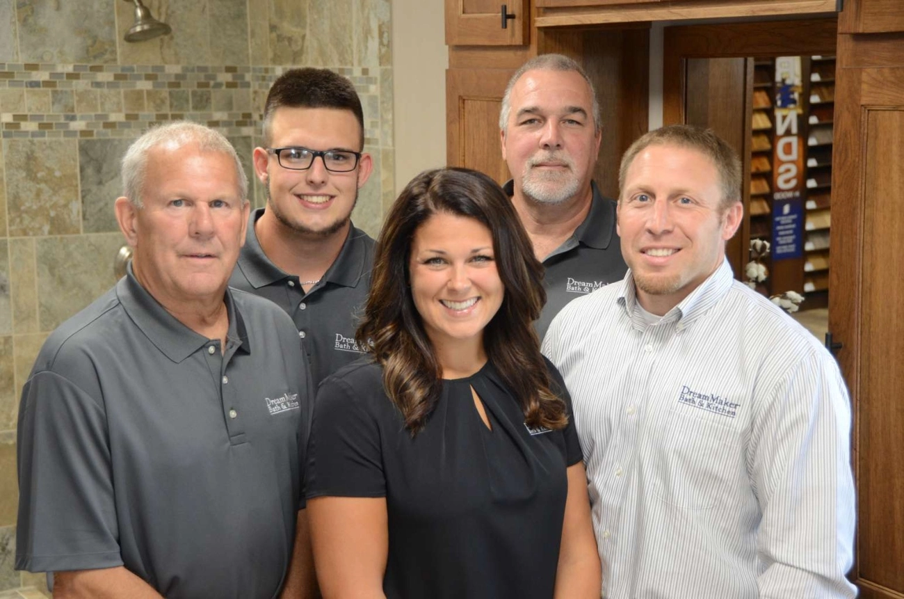 "benefits of starting a DreamMaker franchise"