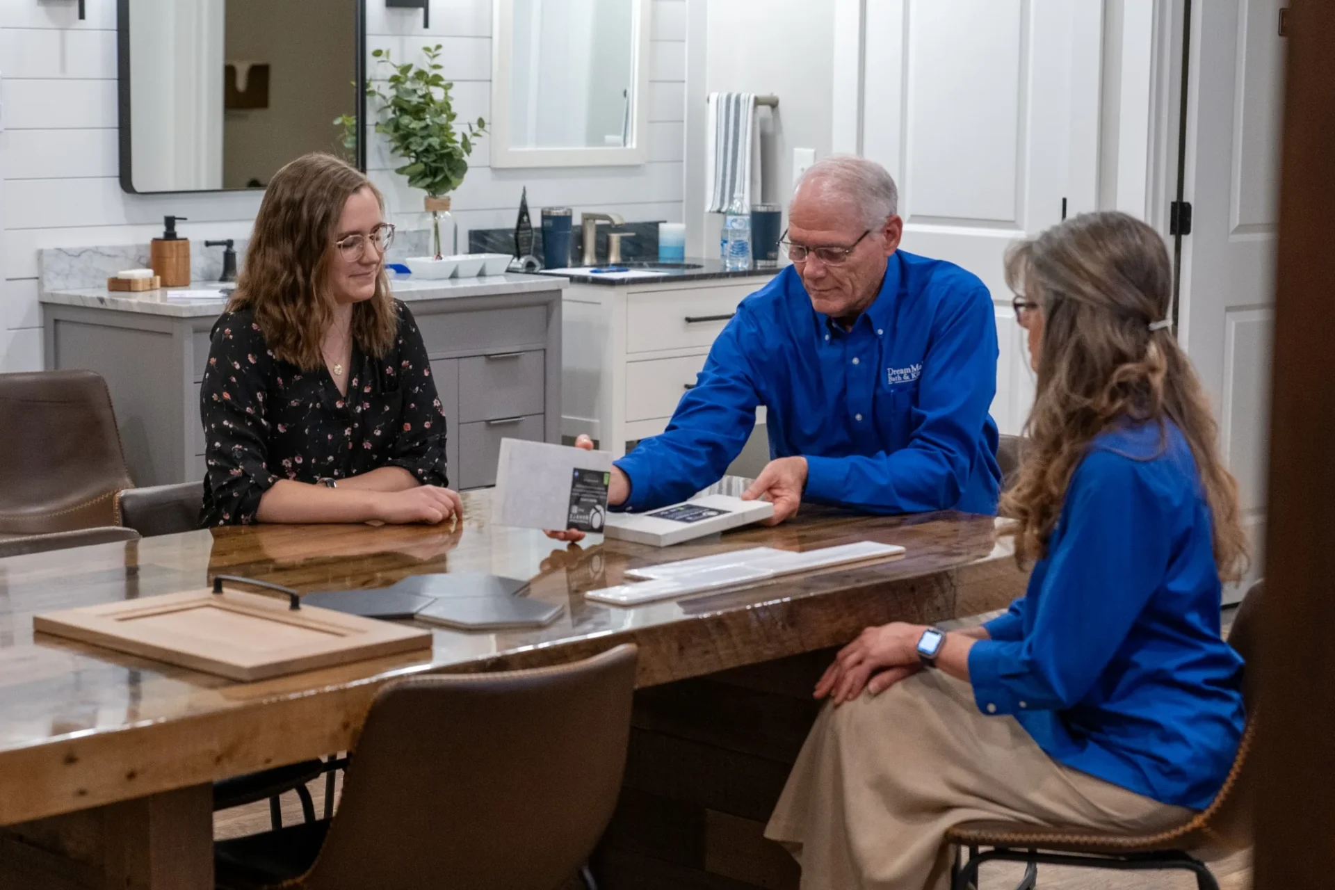 DreamMaker of East Georgia Design Center client consultation